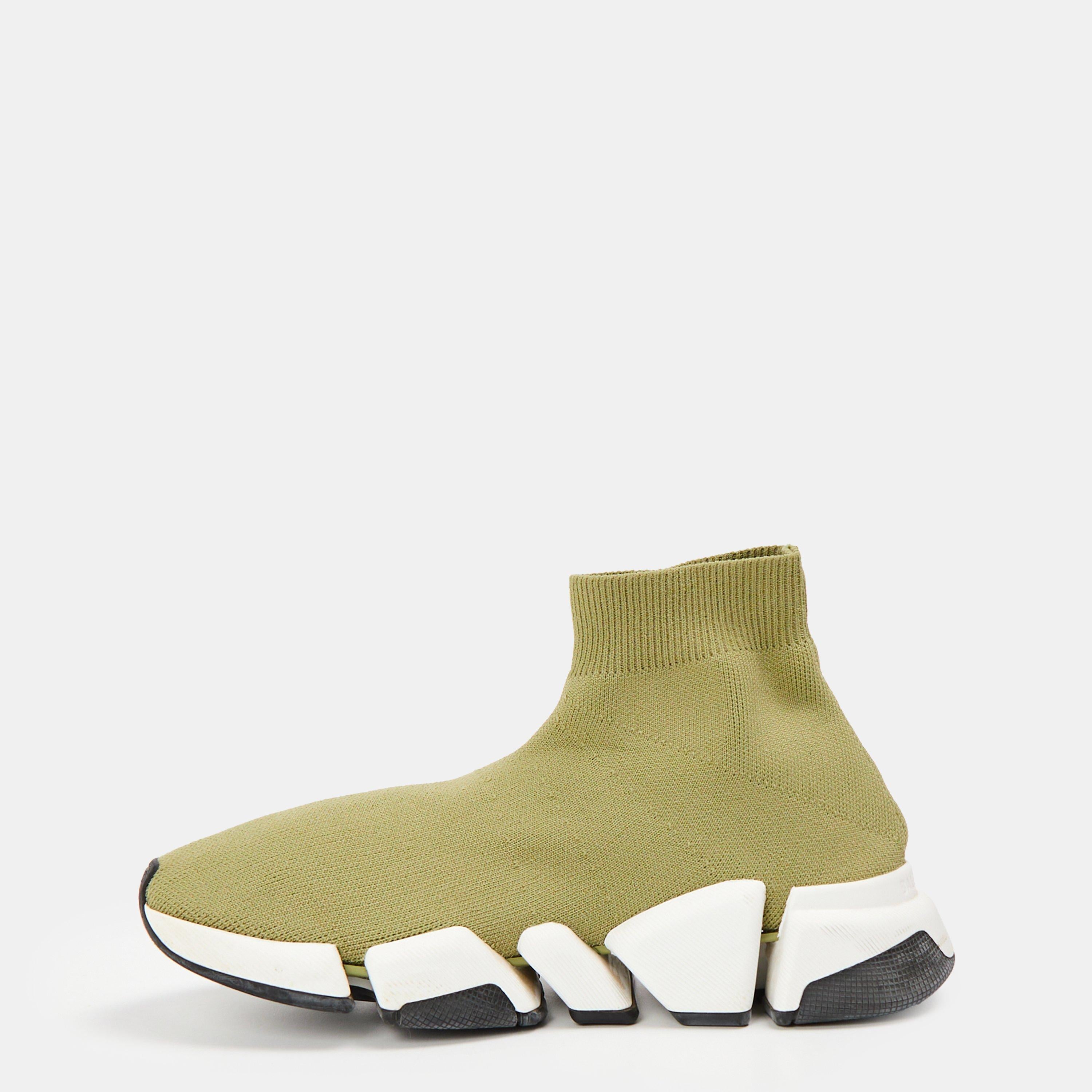 Speed 2 Lite Trainers