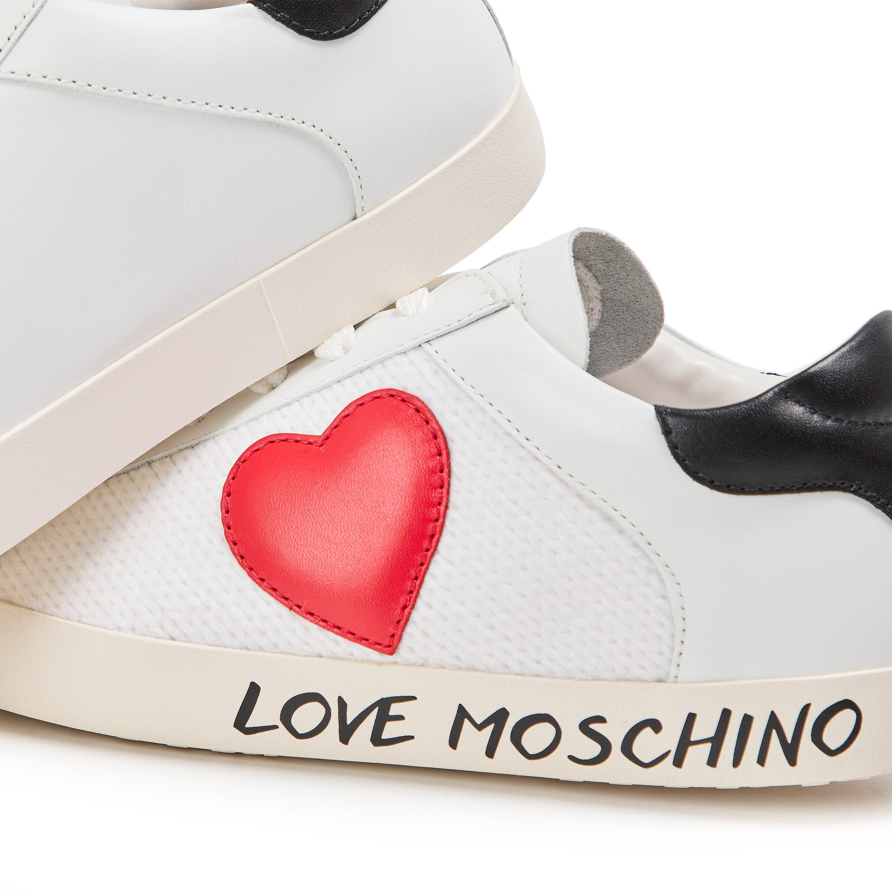 Low-Top Trainers