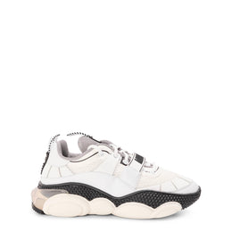 Low-Top Trainers