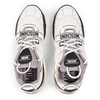 Low-Top Trainers