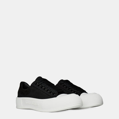 Deck Lace Up Plimsoll Trainers