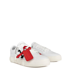 Low Vulcanized Canvas Trainers