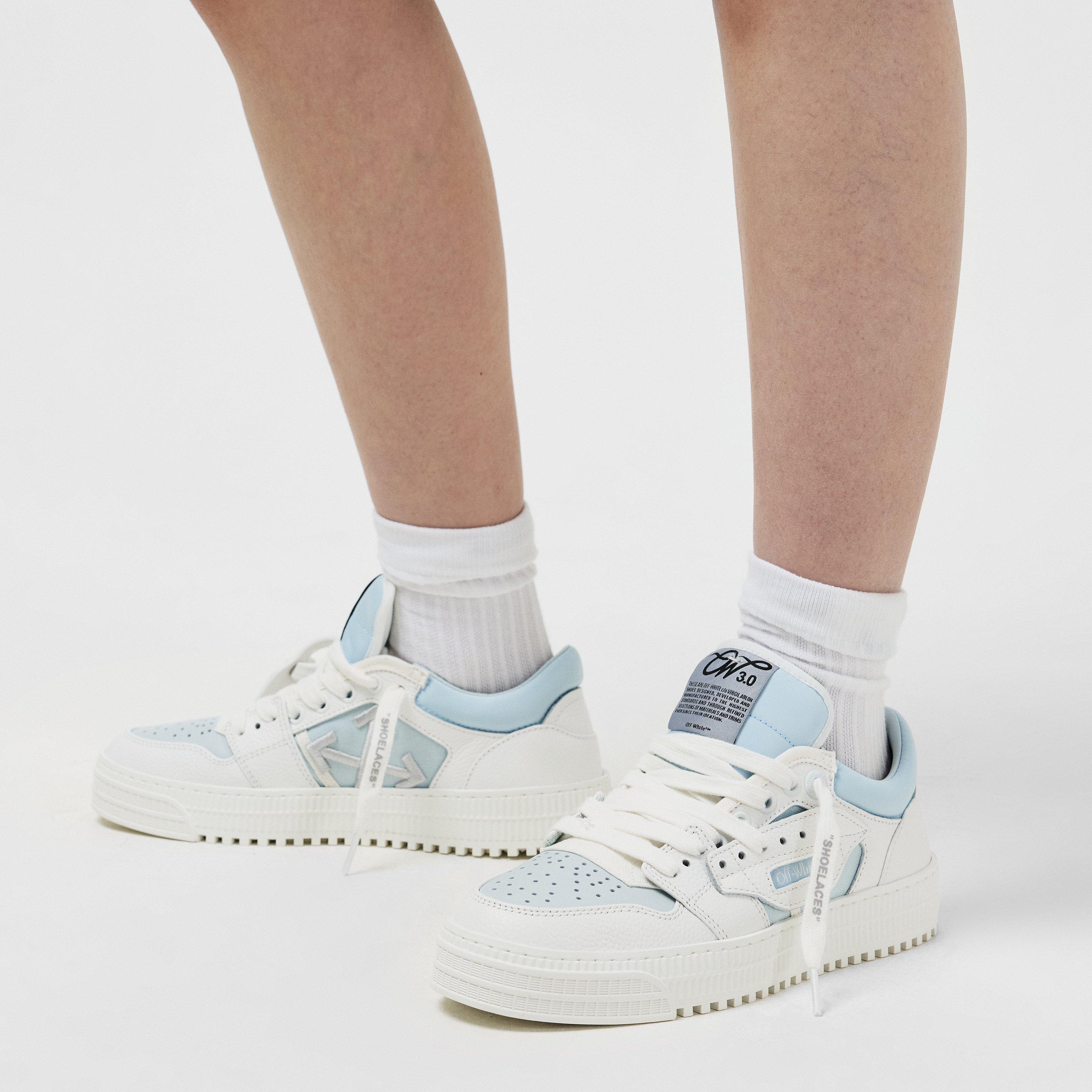 Low 3.0 Sneakers with ZIP Tie Tag