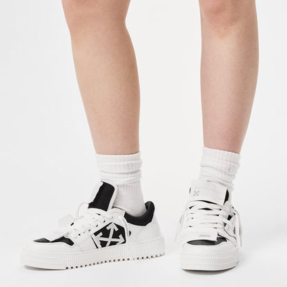 Low 3.0 Sneakers with ZIP Tie Tag