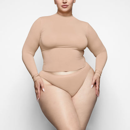Soft Smoothing Seamless Brief