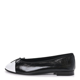 Crumpled Shiny Lambskin Cap Toe CC Ballerina Flats