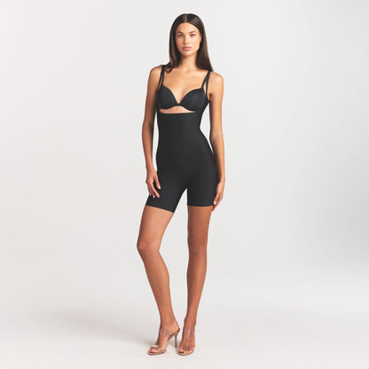 Skims Body Core Sculpt Back Smoothing Open Bust Mid Thigh Bodysuit