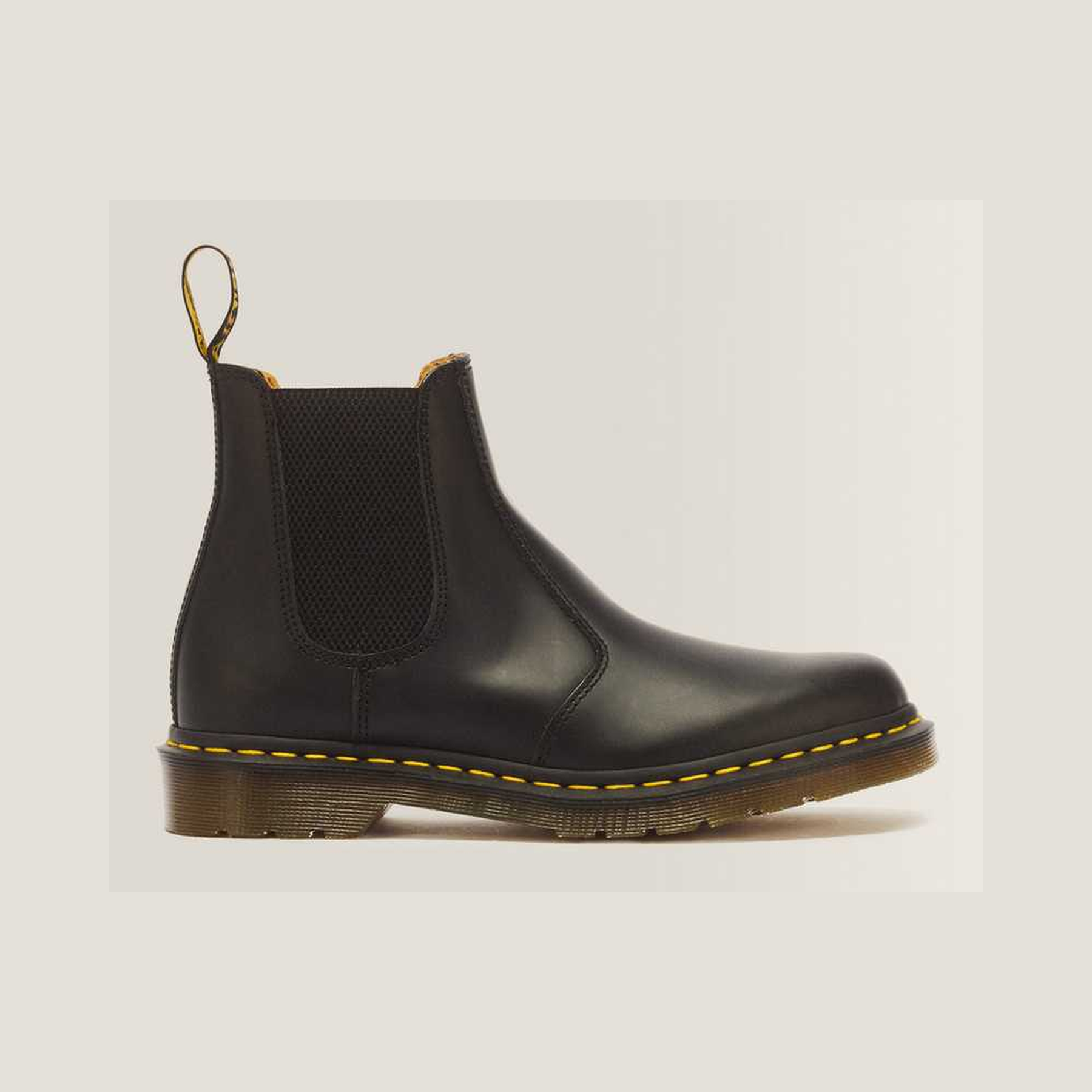 2976 Yellow Stitch Smooth Leather Chelsea Boots — Black
