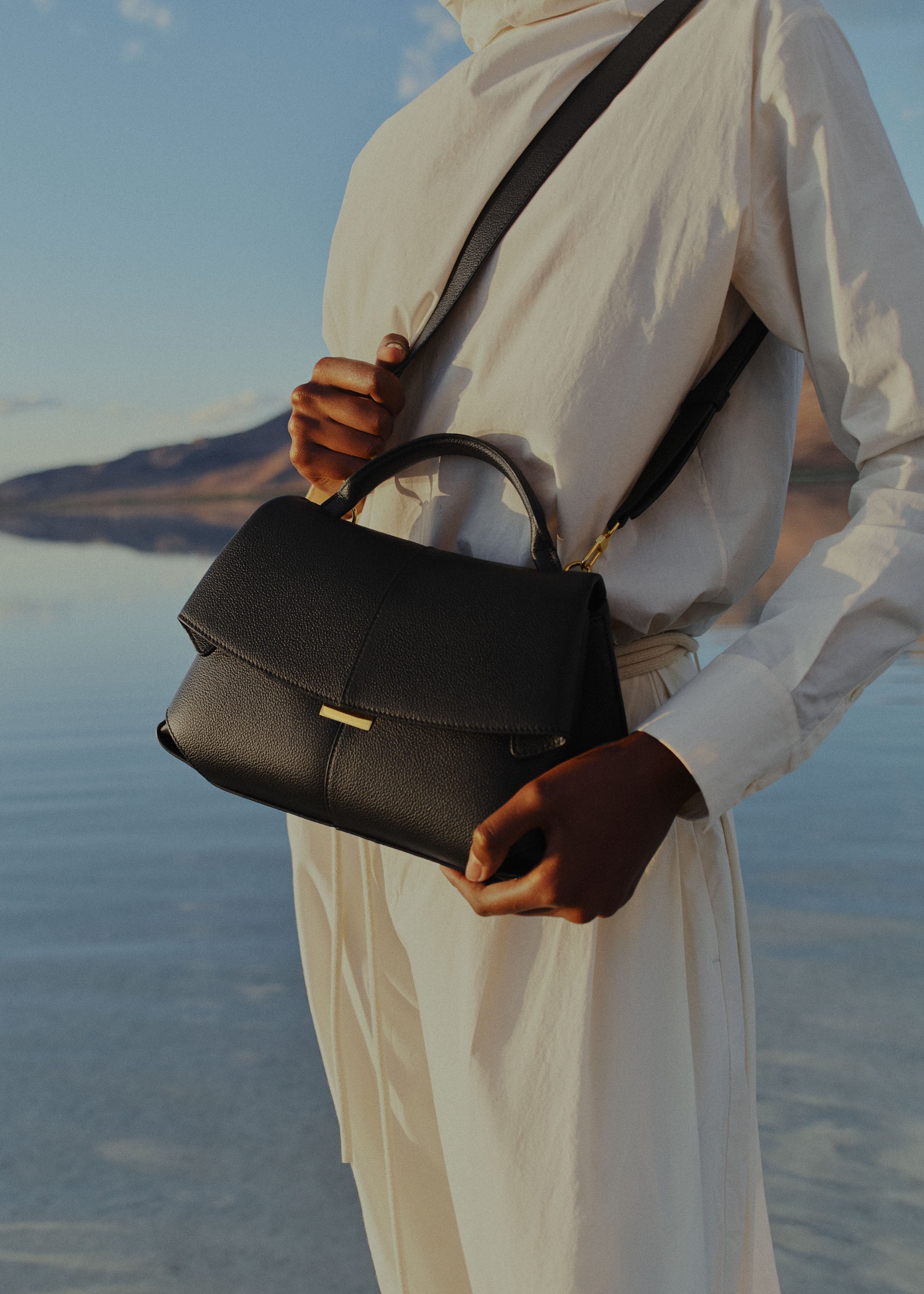 Mokki Mini - Textured Black