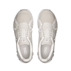 On Running Cloud 6 Pearl | White