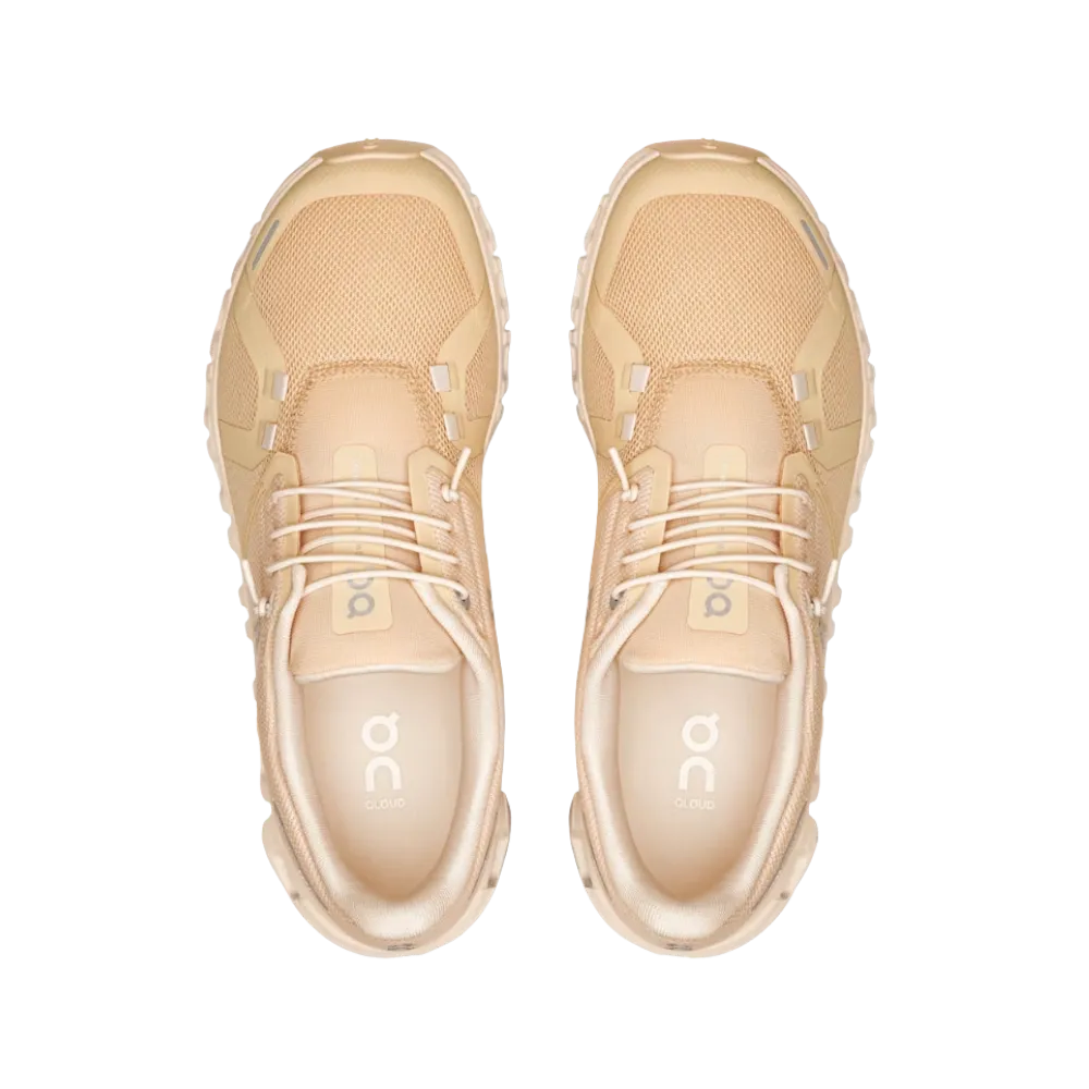 On Running Cloud 6 Blonde | Dew