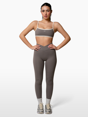 The V Legging / Clay Mask
