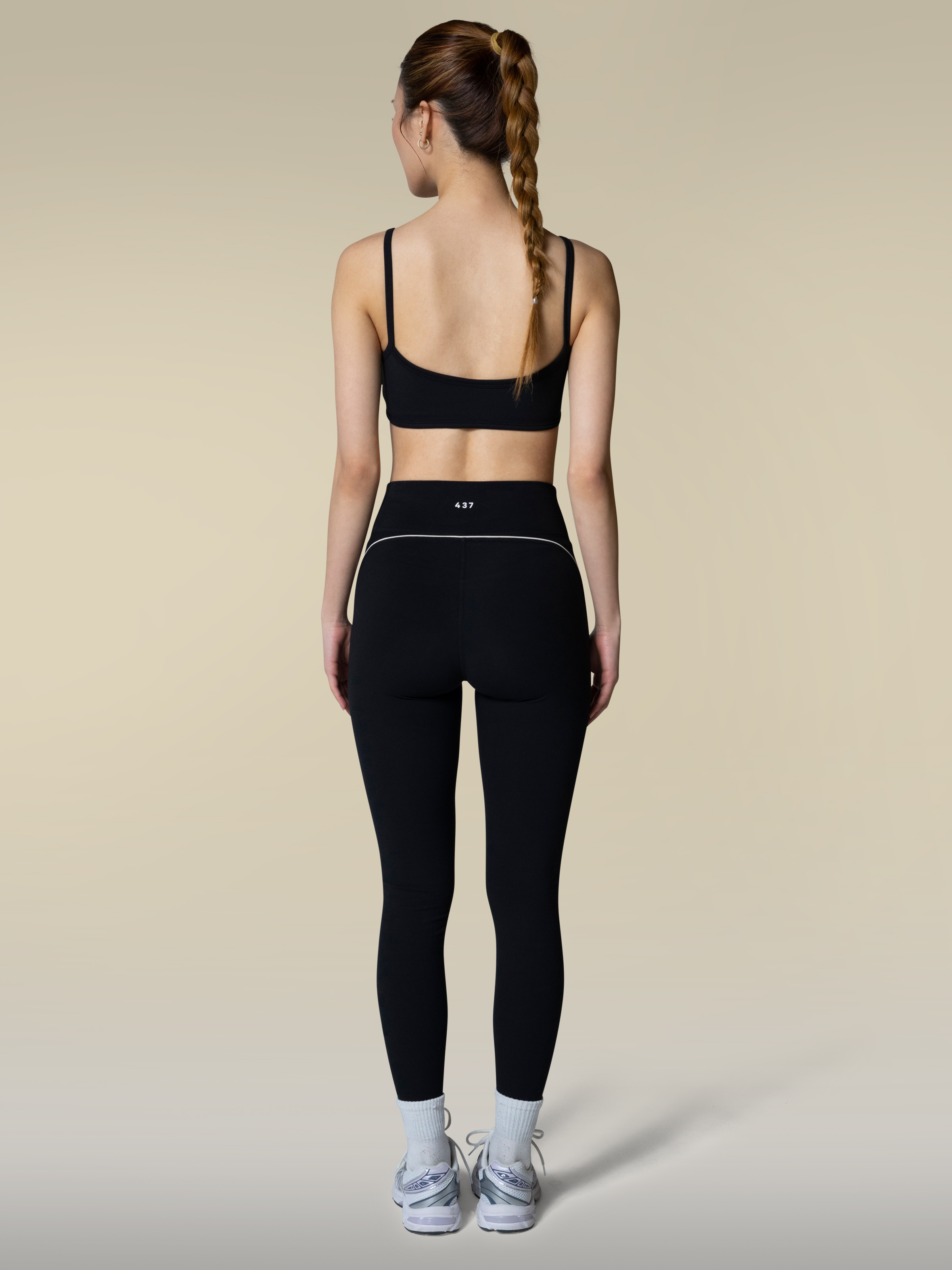 The Studio Legging / Black-Cream