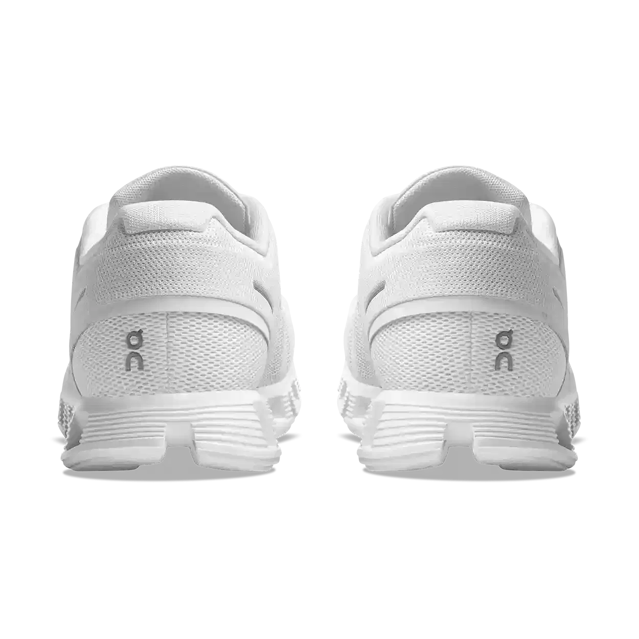 Cloud 5 Undyed White On Running