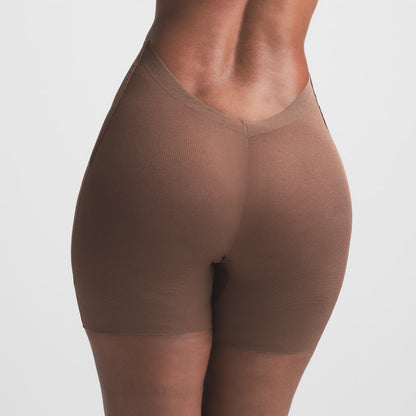 Sheer Sculpt Low Back Short