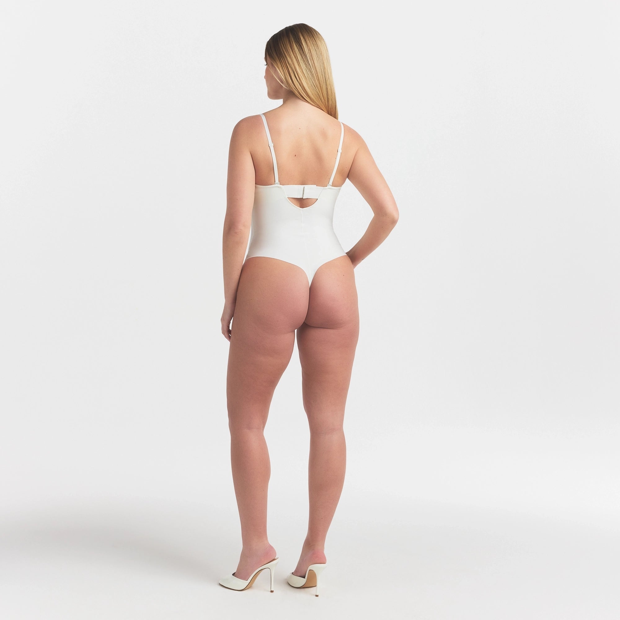 Skims Body Underwire Thong Bodysuit