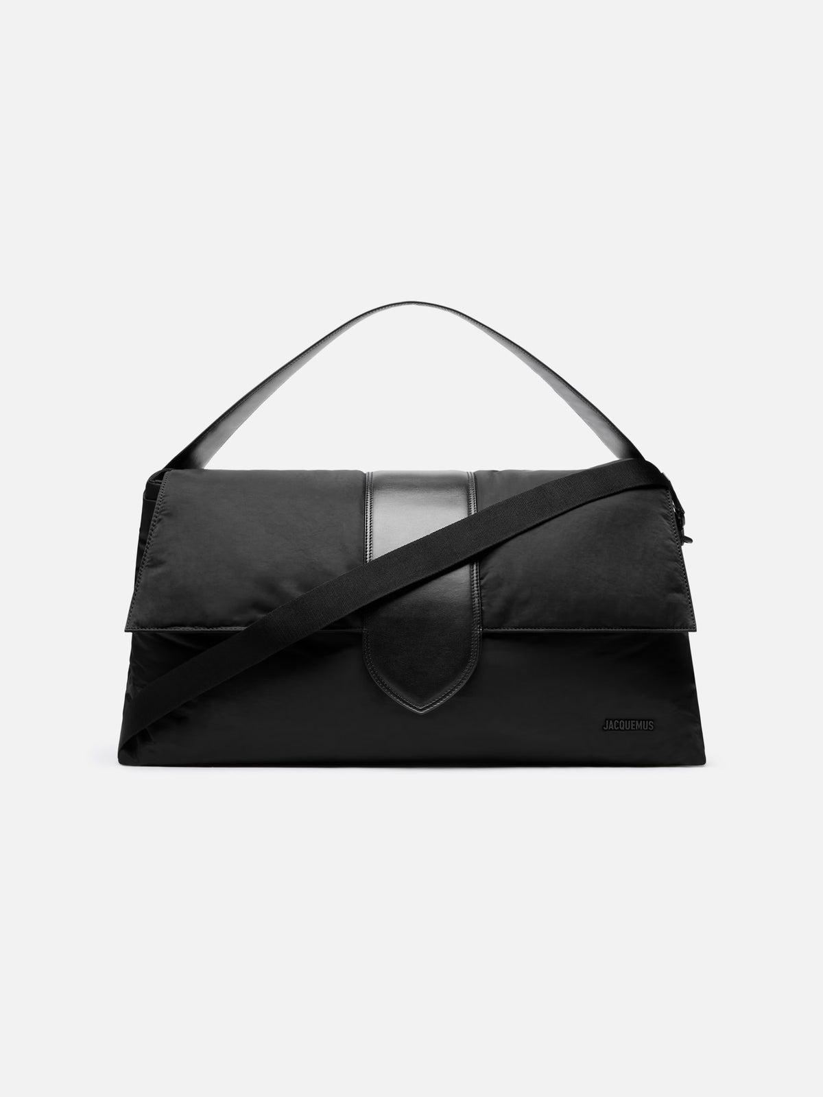 The Bambino travel bag Soft nylon travel bag.