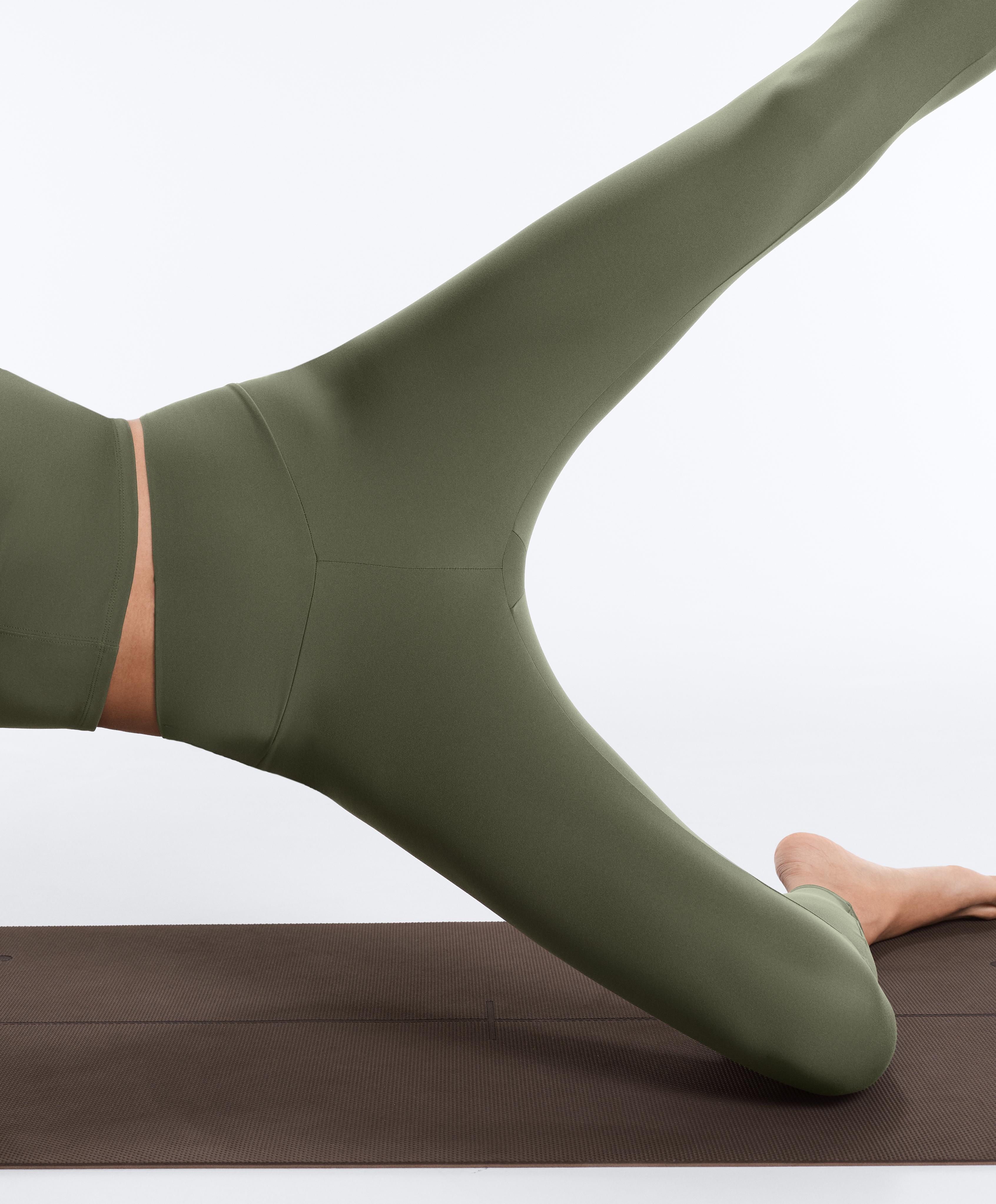 Comfortlux high-rise ankle-length leggings