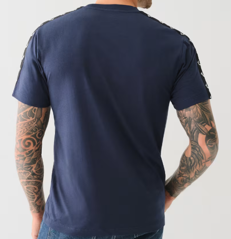 ARCHED LOGO TAPE TRIM TEE