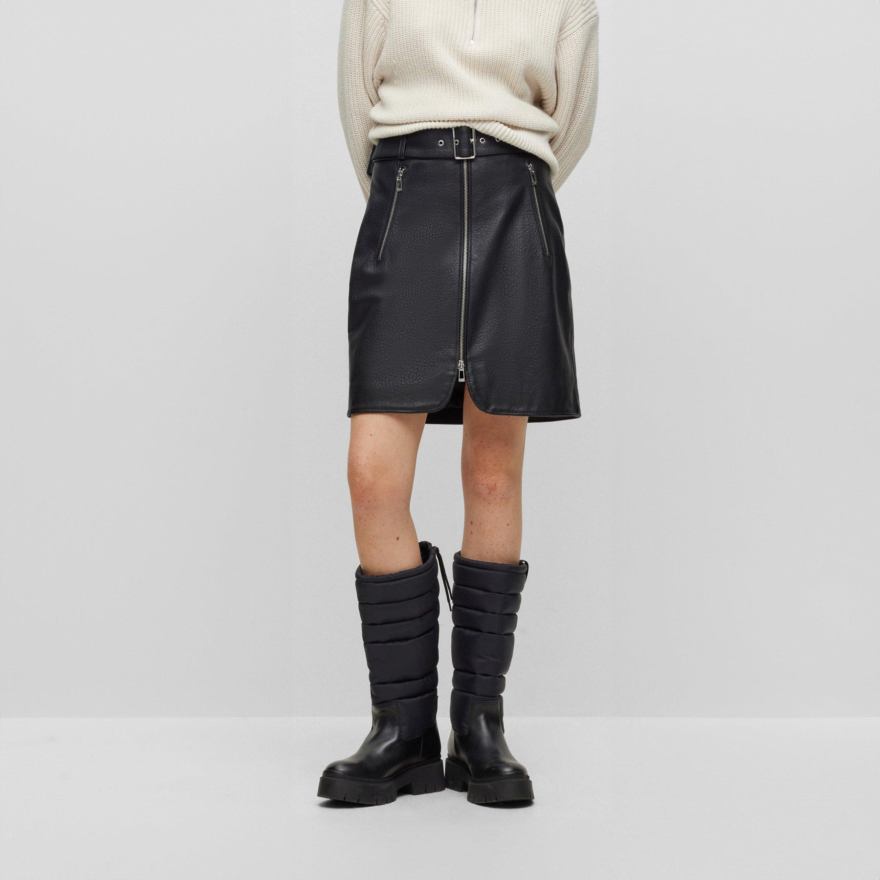 Hugo Leonara 10253382 01