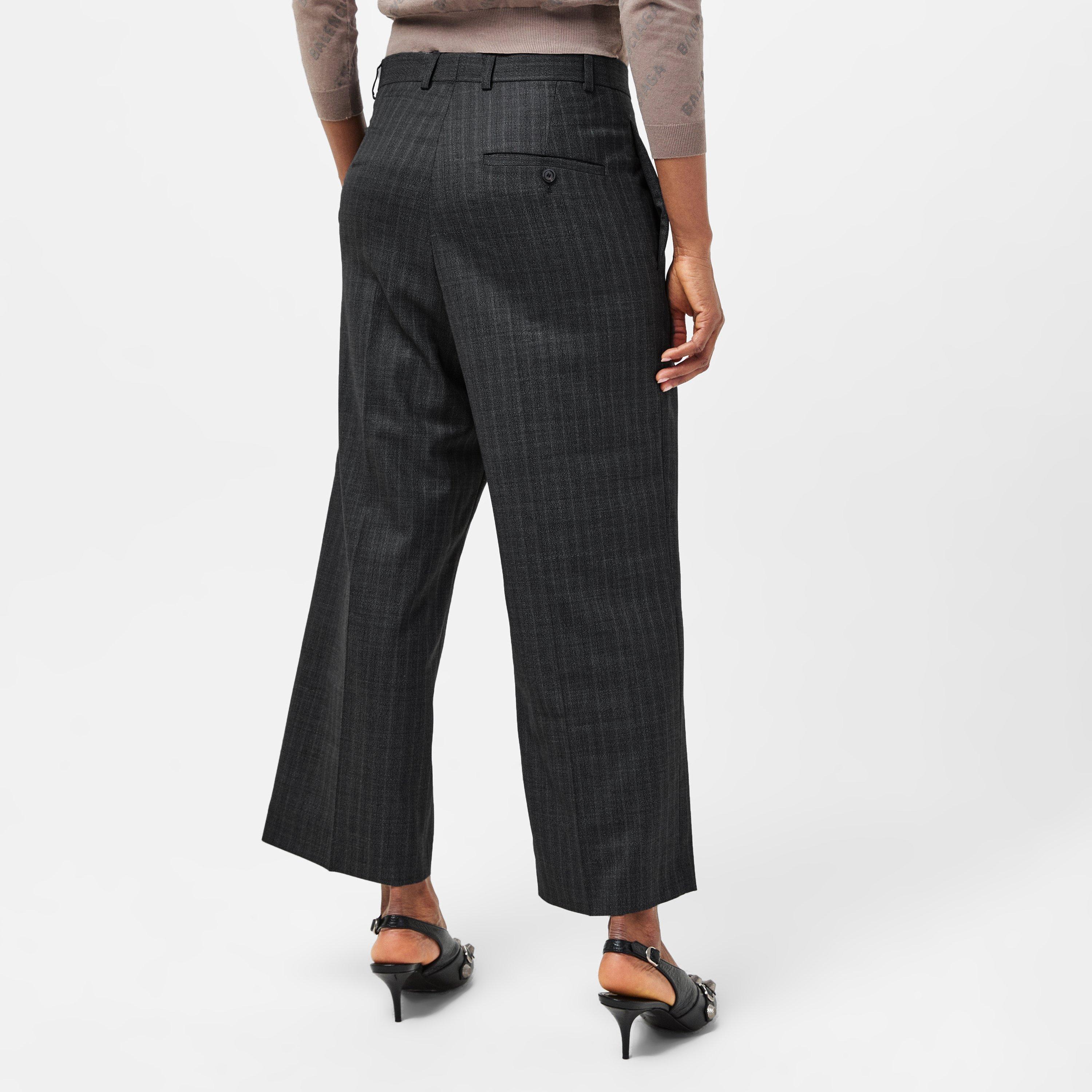 Capri Cropped Straight Leg Jeans