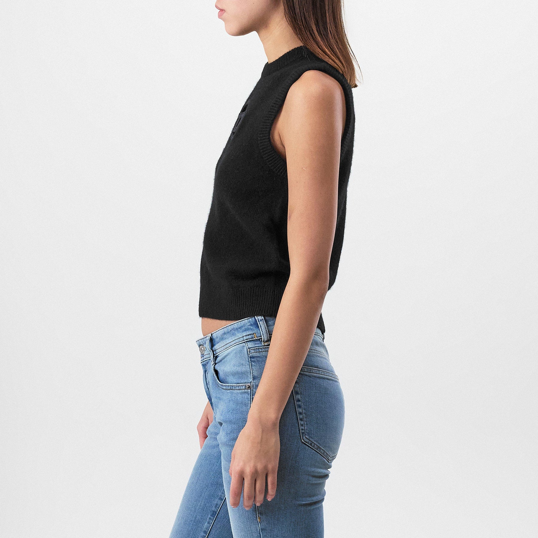 Oval D Logo Knit Vest