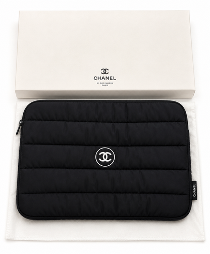 CHANEL Beauté VIP Gift Black Quilted Laptop Case