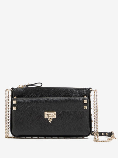 Rockstud chain pouch in grainy calfskin