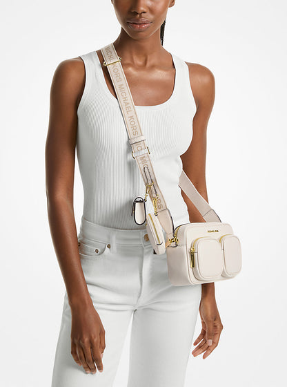 Jet Set Travel Medium Leather Messenger Bag