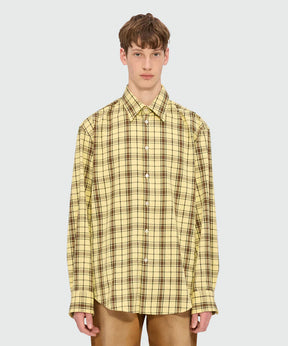 Yellow viscose shirt with check pattern, long-sleeved, oversized fit, classic collar, buttoned cuffs.