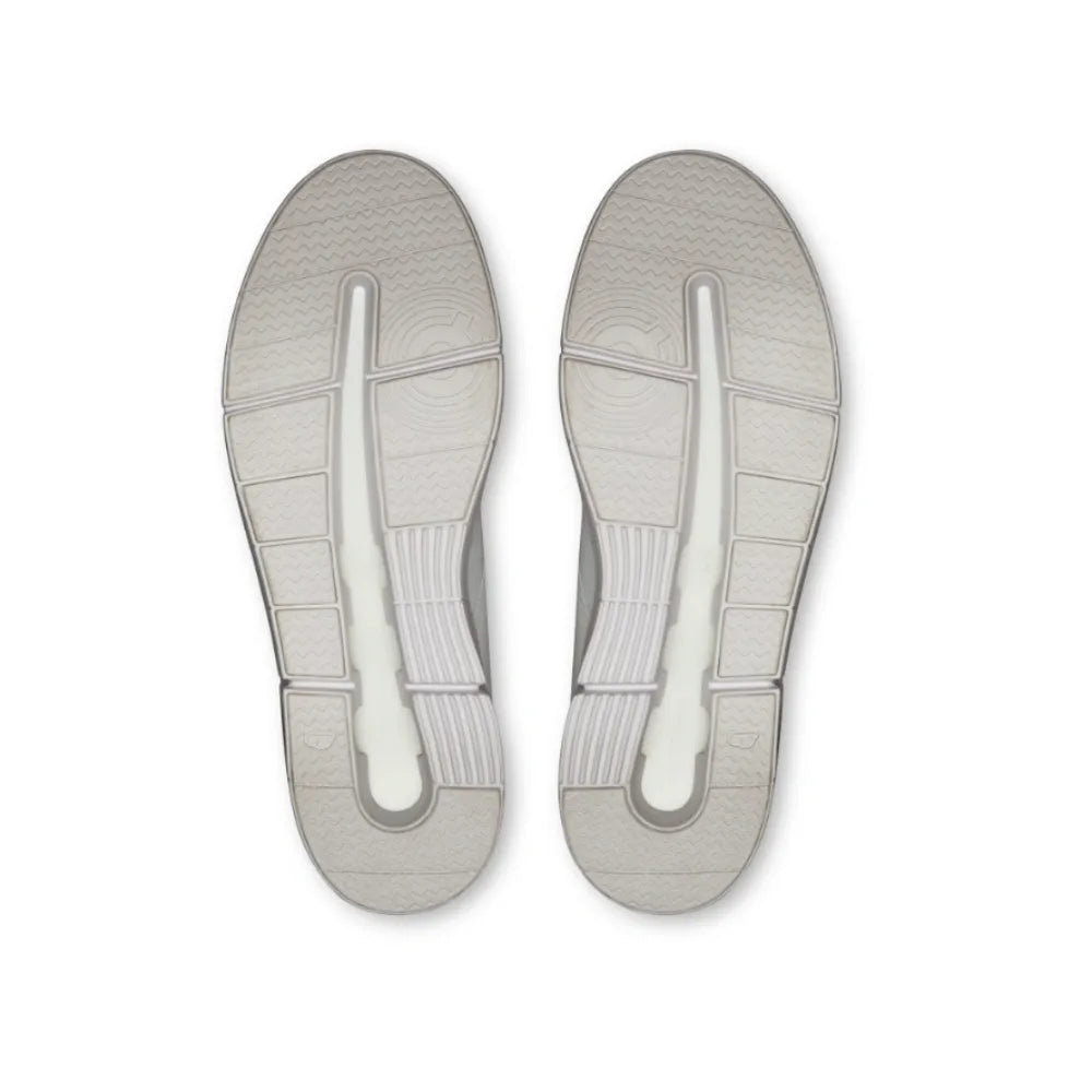 On Running THE ROGER Spin White | Black