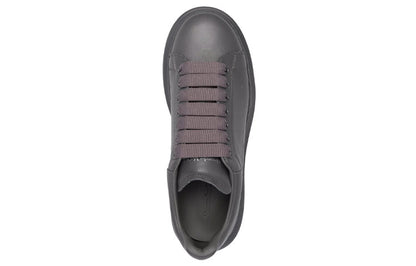 Oversized Sneaker 'Lead Pencil'