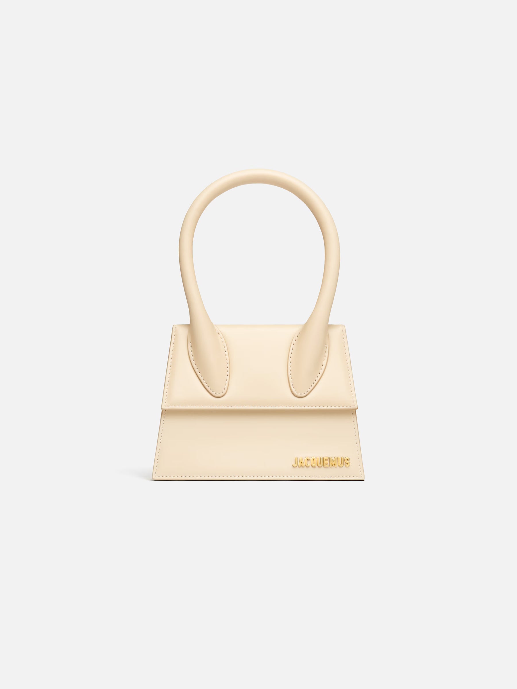 The medium Chiquito Signature handbag.