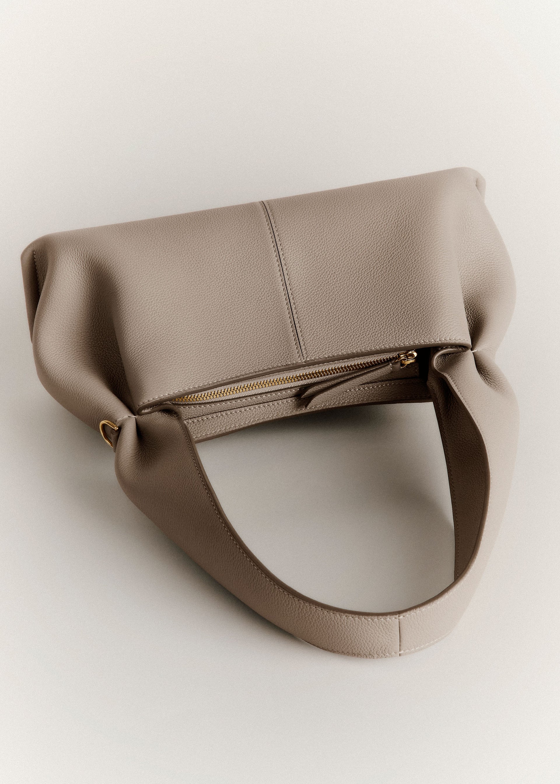 Numéro Neuf East West Edition Textured Taupe
