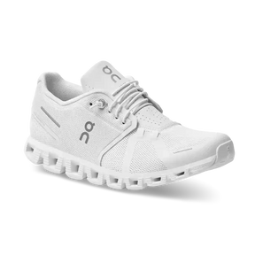 Cloud 5 Undyed White On Running