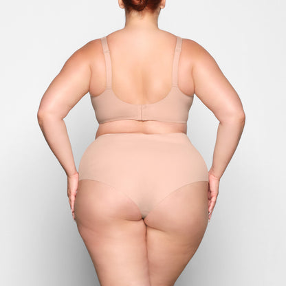 Naked Scoop Bralette