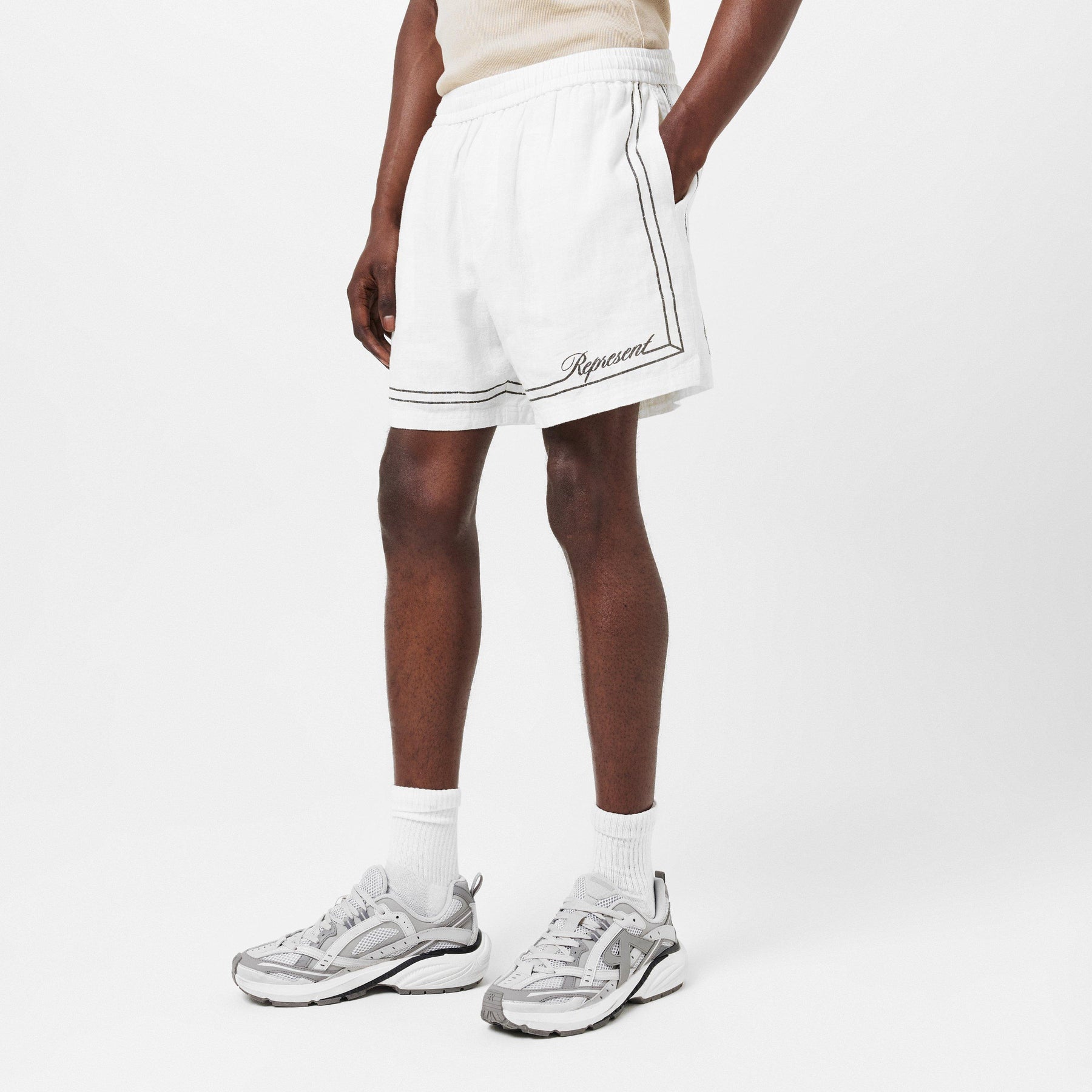 Men's Rep Border Woven Shorts