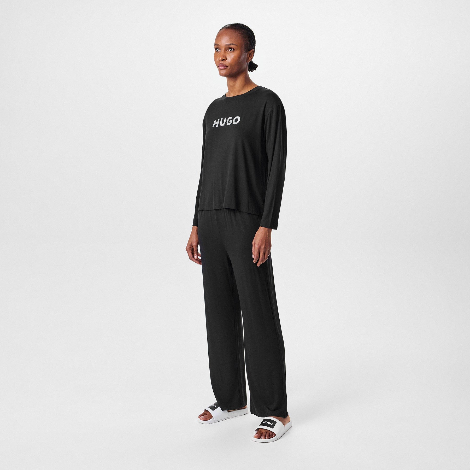 Long sleeve Top and trouser bottom pyjama set