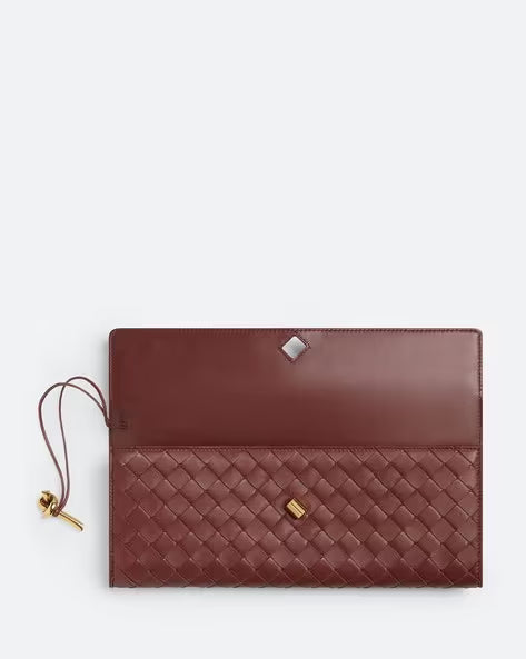 Andiamo Top Handle Long Clutch