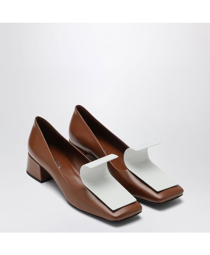 Prada Elegant Heeled Decollete Shoes