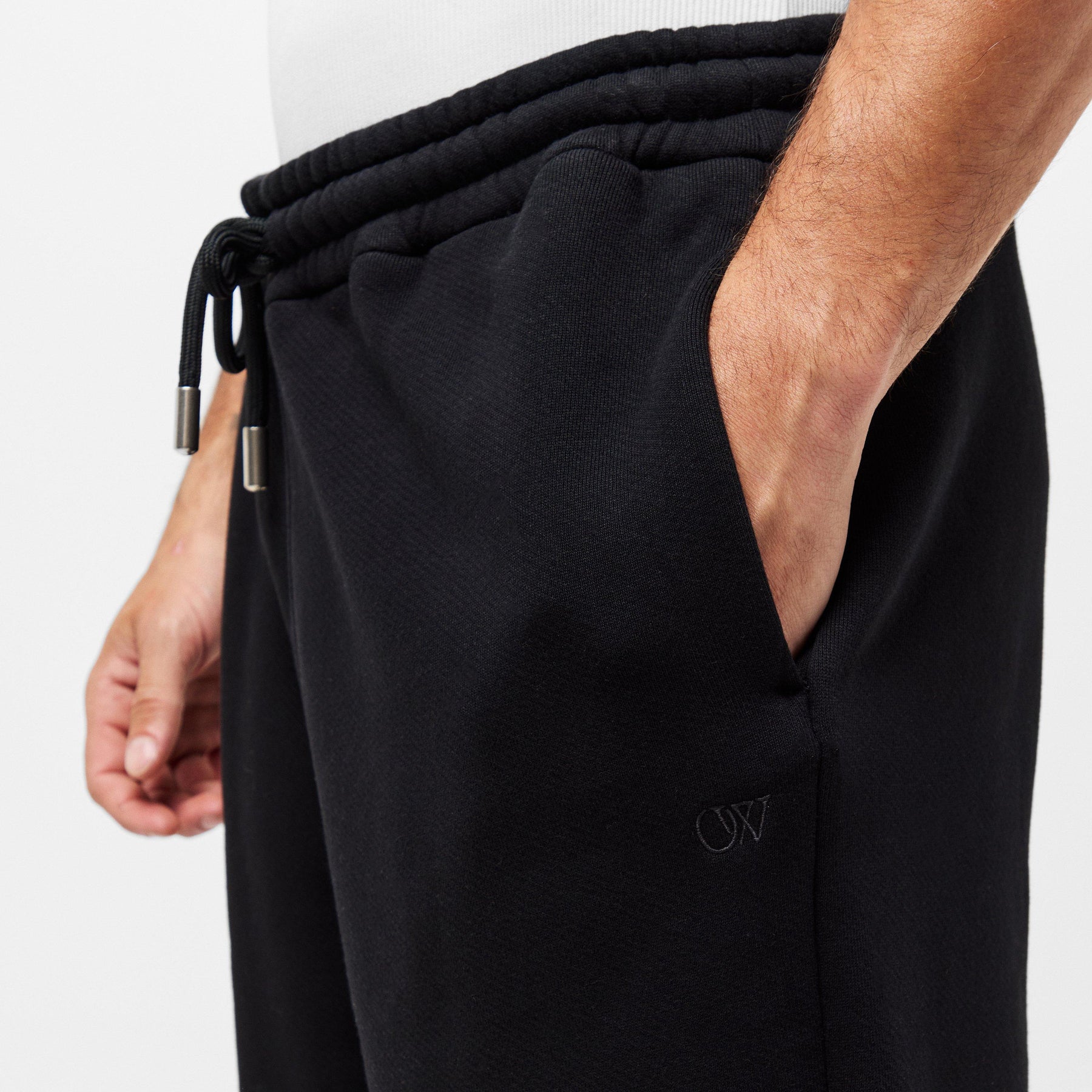 Off Emb Jogger Sn99