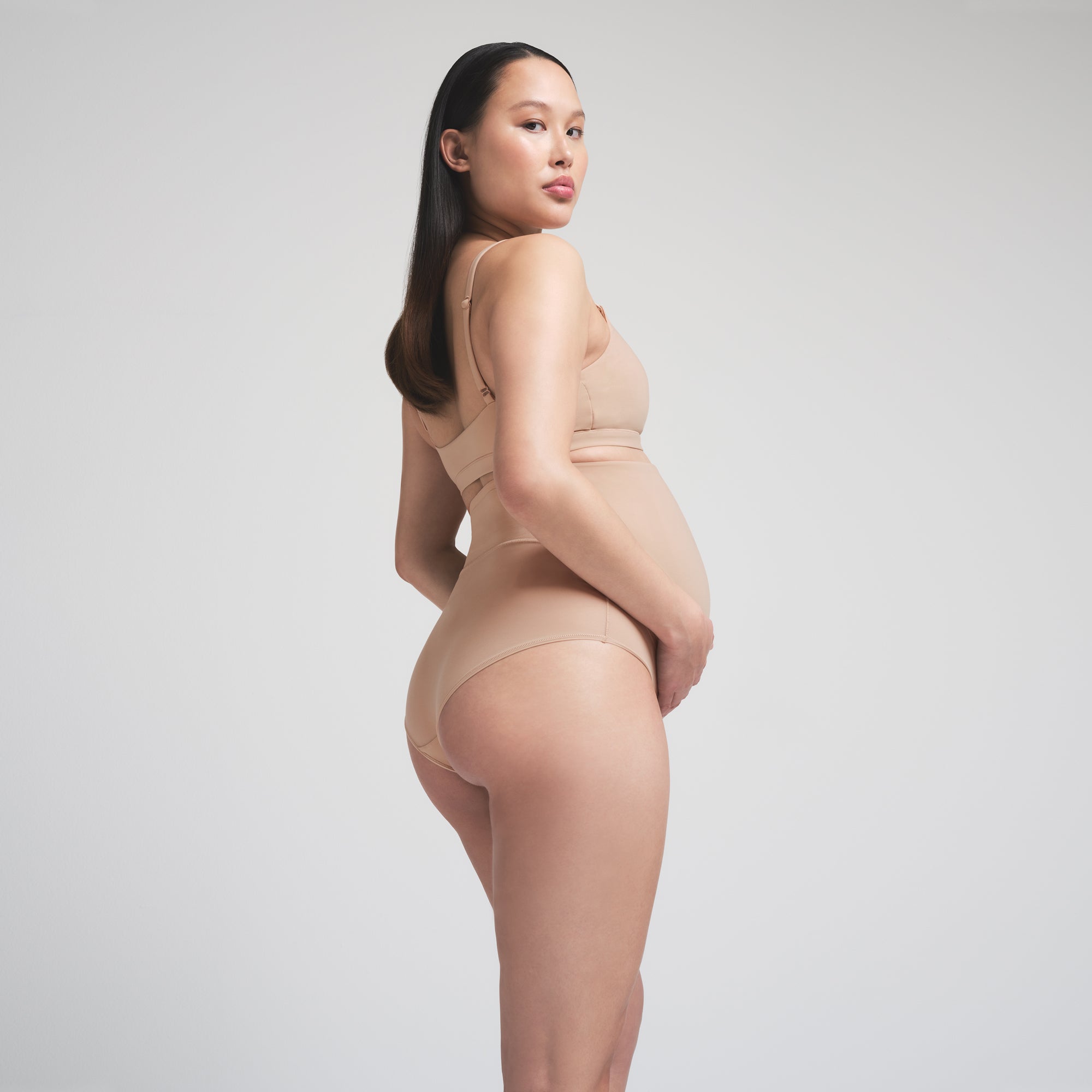 Fits Everybody Maternity Banded High-waisted Brief
