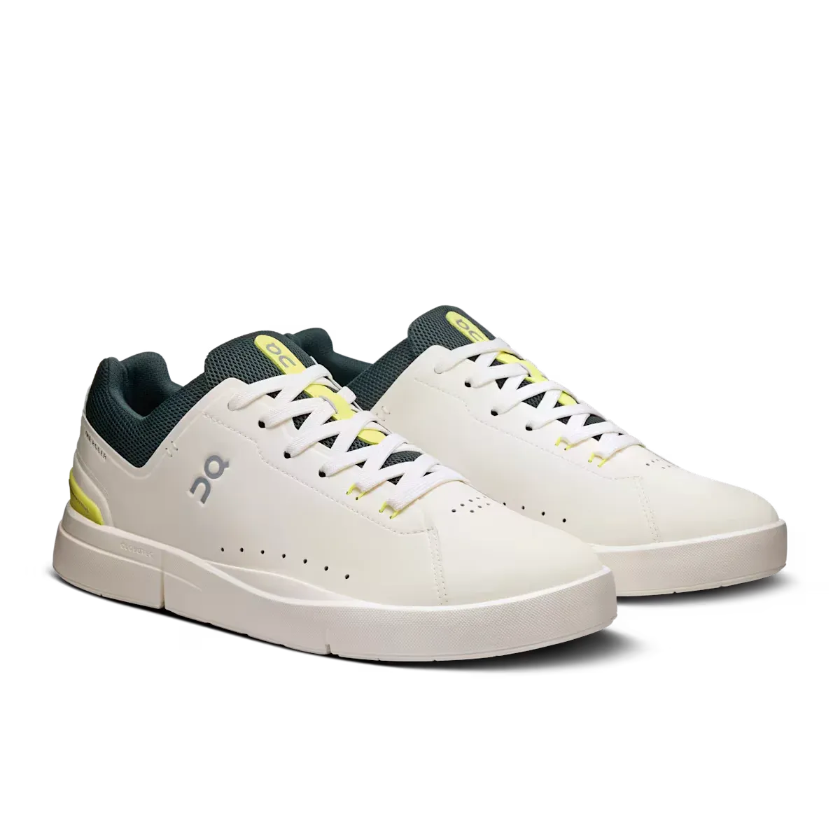 On Running THE ROGER Advantage Ivory | Evergreen