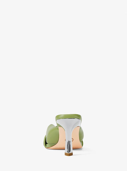 Elena Sandal