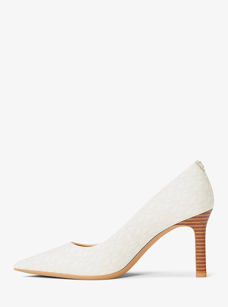 Willa Signature Logo Pump