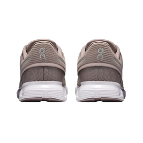 On Running Cloud 6 Fog | White