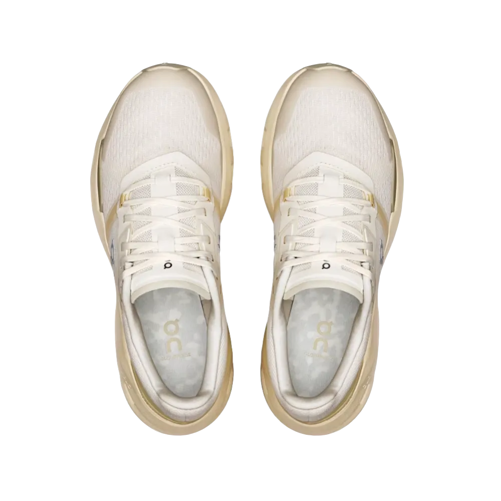 On Running Cloudpulse Ivory | Tumeric