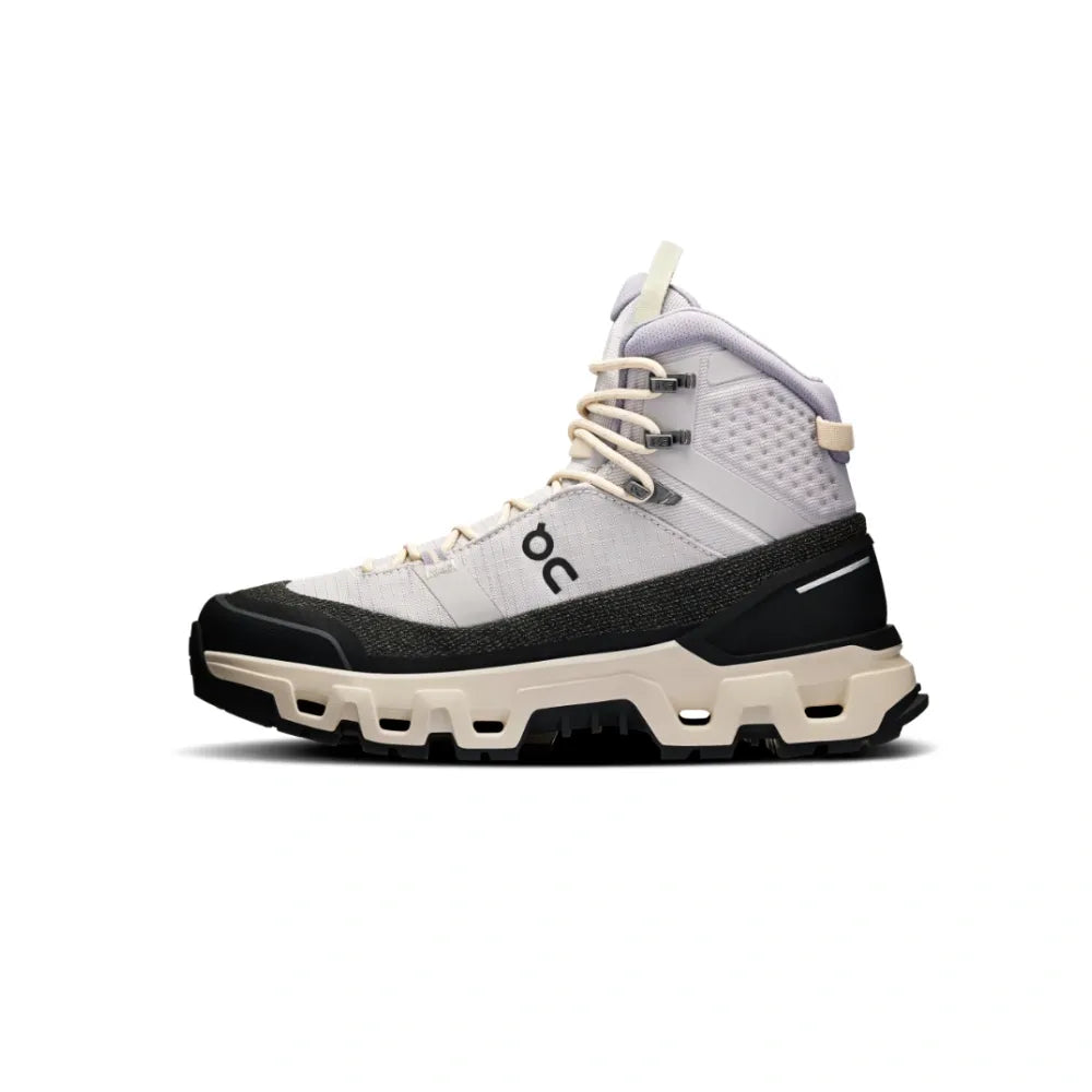 On Running Cloudrock Trek WP Silver | Cream