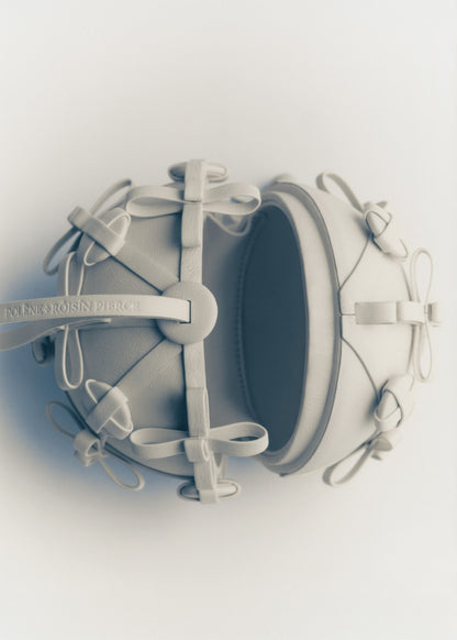 Button Bow Sphere - Porcelain