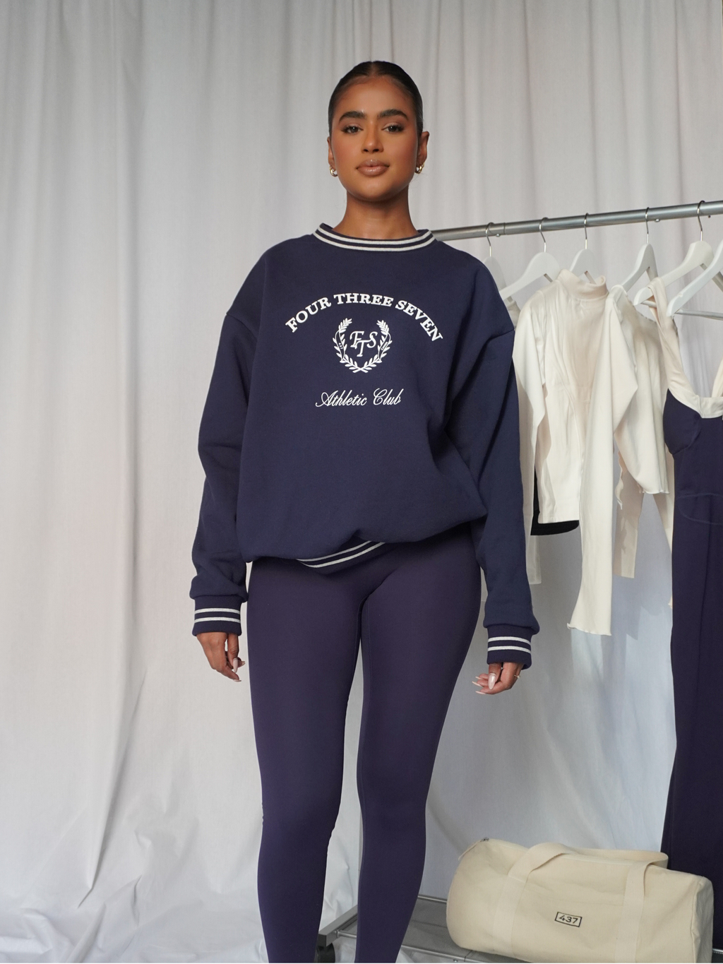 The Essentials Legging / Navy